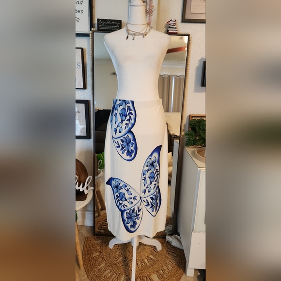 Farm Rio Borboleta Skirt - Picture 4 of 13